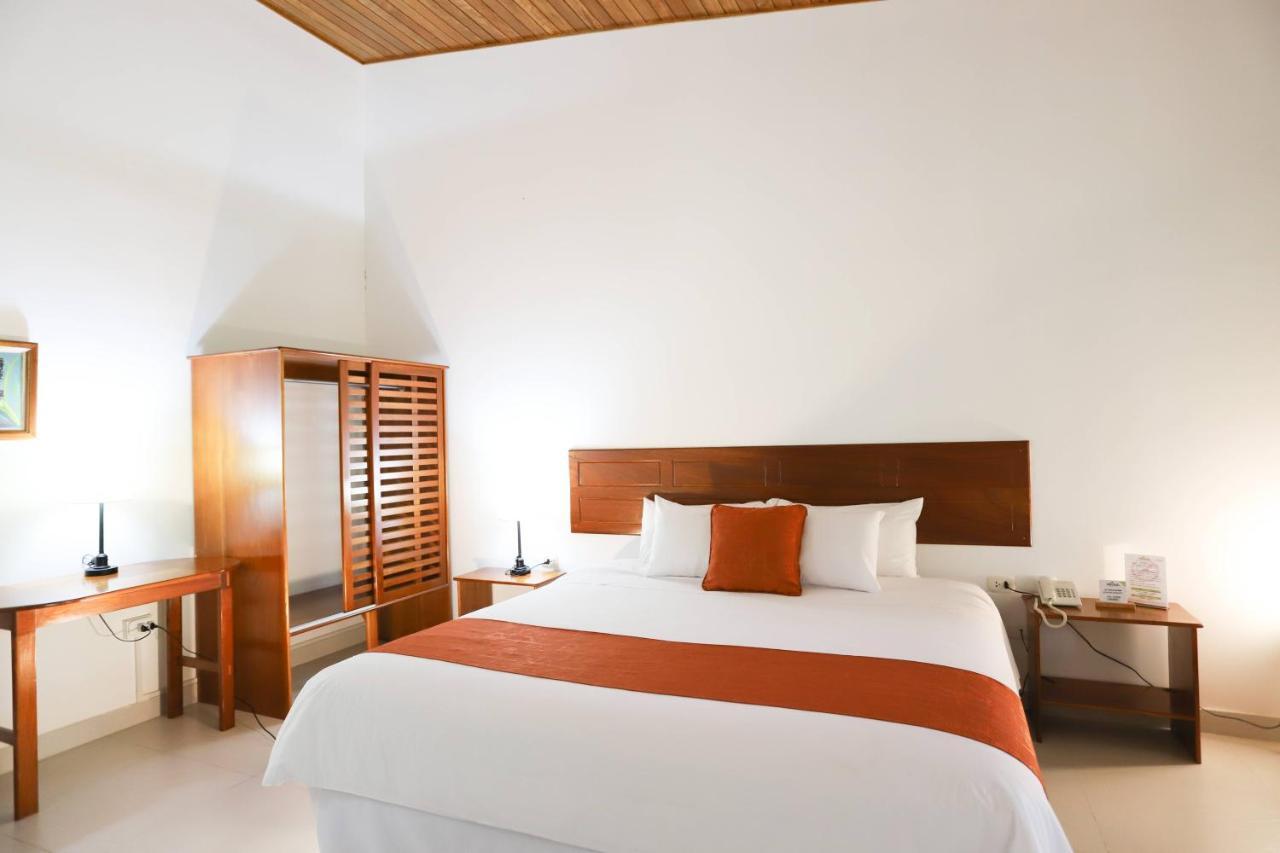 Altavista Casahotel - Asociado Casa Andina โมโยบัมบา ภายนอก รูปภาพ