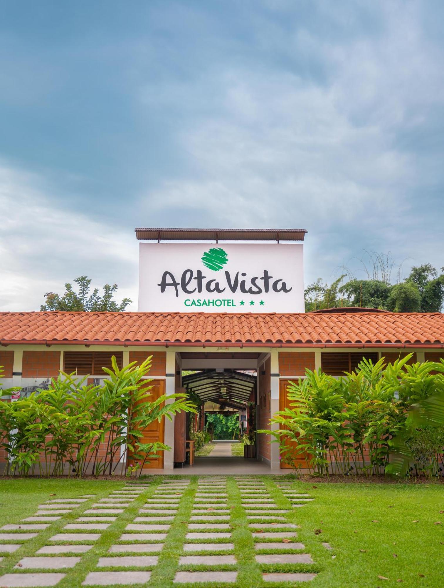 Altavista Casahotel - Asociado Casa Andina โมโยบัมบา ภายนอก รูปภาพ