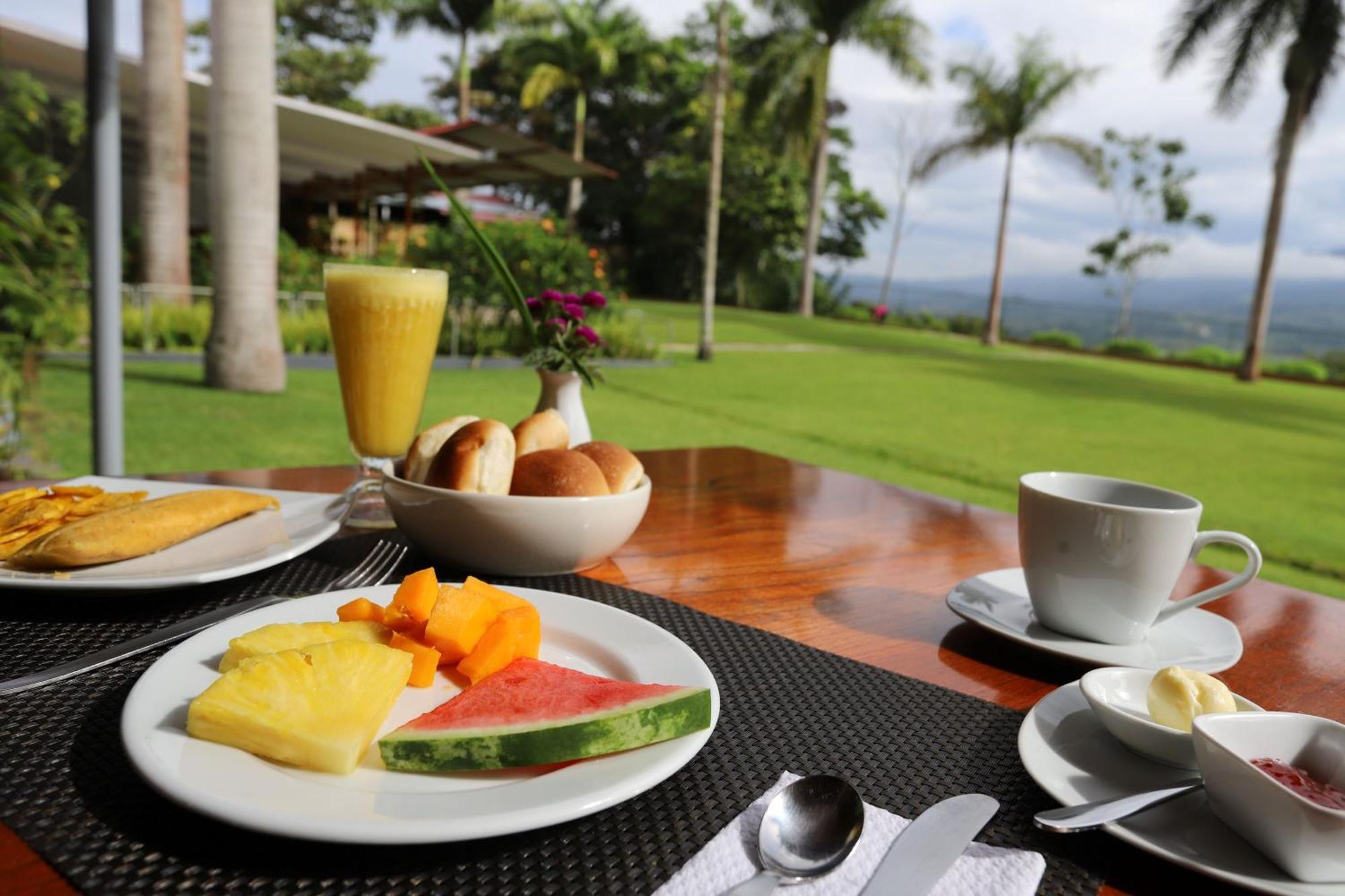 Altavista Casahotel - Asociado Casa Andina โมโยบัมบา ภายนอก รูปภาพ