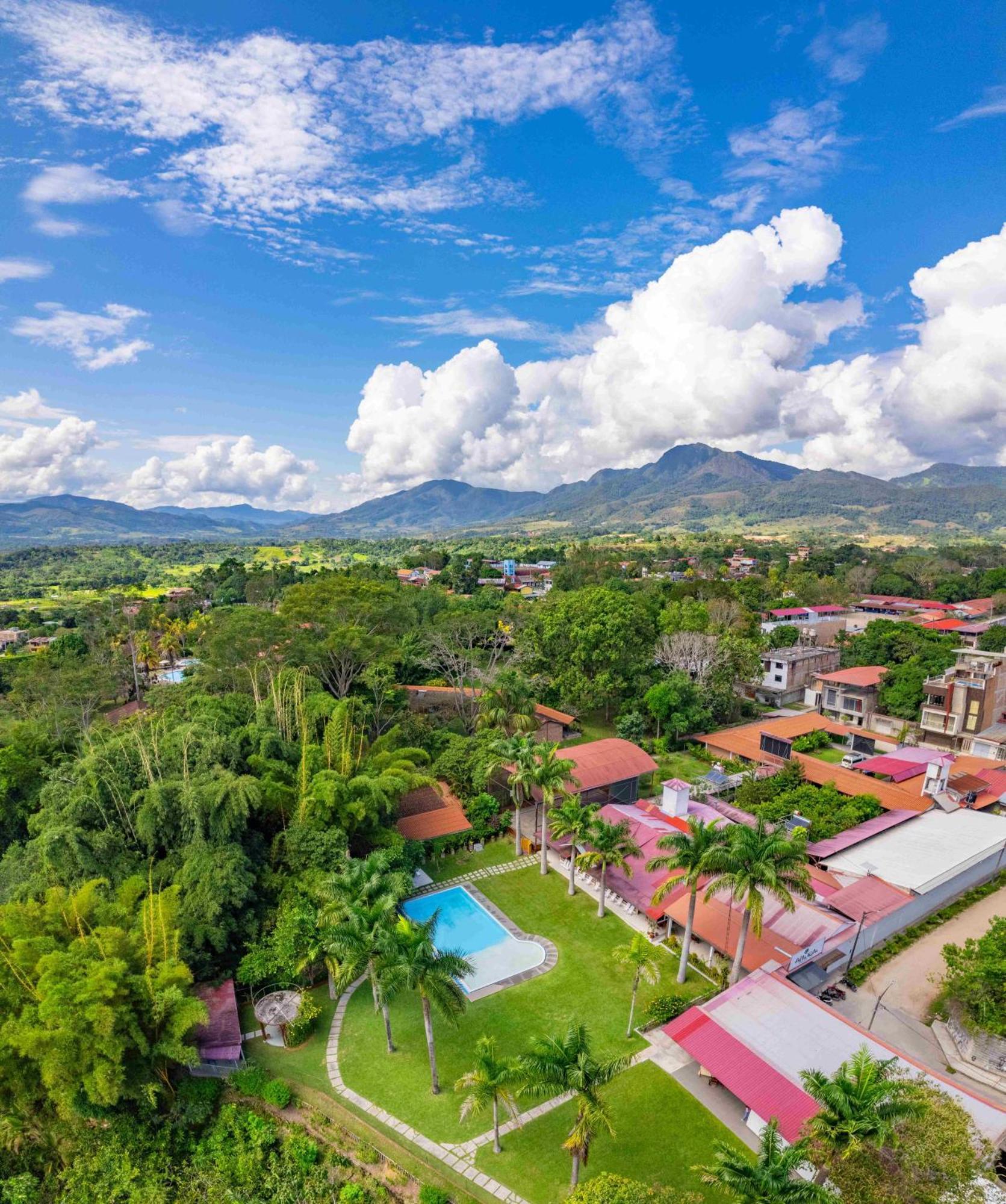 Altavista Casahotel - Asociado Casa Andina โมโยบัมบา ภายนอก รูปภาพ